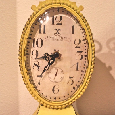 Colom & Britt Interiors Vintage Yellow Clock Review *2012 Holiday Gift Guide*