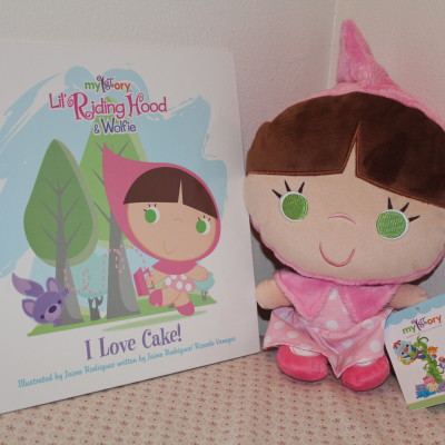 MY1STORY Lil’ Riding Hood & Wolfie in I Love Cake! + Lil’ Riding Hood Plush Review *2012 Holiday Gift Guide*