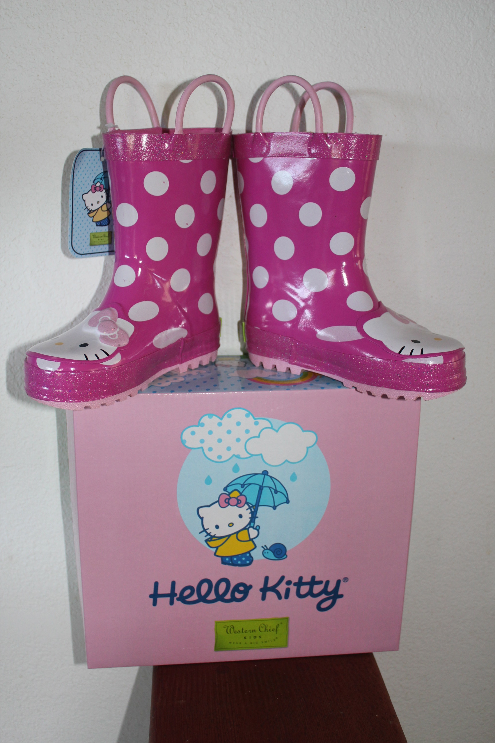 Hello on sale kitty wellies