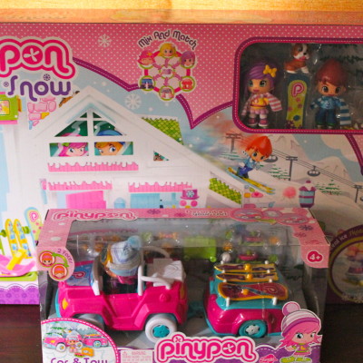 Pinypon Ski Lodge and Car & Tow*2013 Holiday Gift Idea*